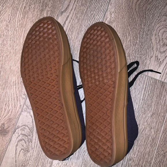 bubble gum bottom vans